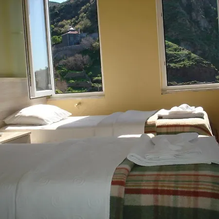 Denizhan Hotel Ayvacik (Canakkale)